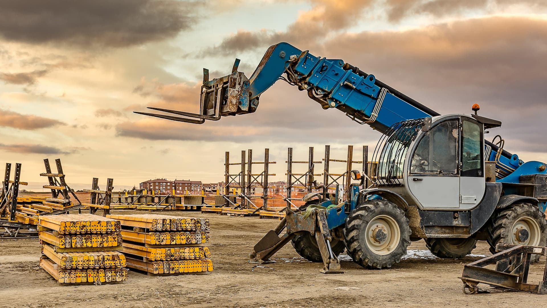 Operator course, operation of telescopic loaders in Poland